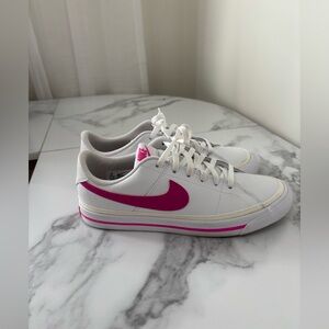 Nike Women’s White Sneakers with Hot Pink Swoosh - Size 6Y or 7.5W